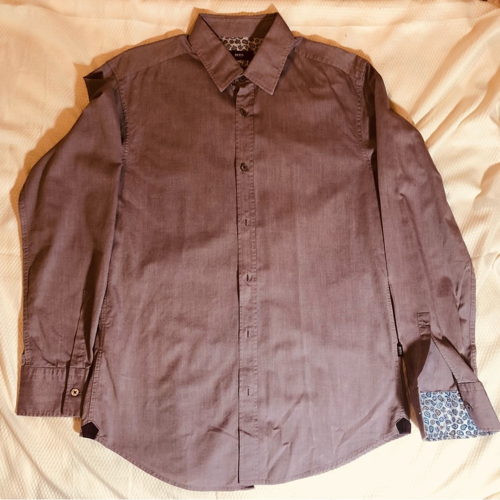 HUGO BOSS Men’s dress Shirt MEDIUM, slim fit.